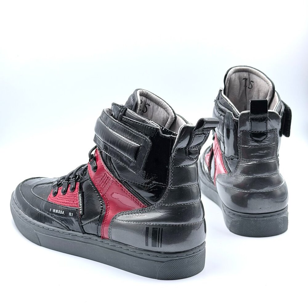 GodSpeed Movement Sneakers